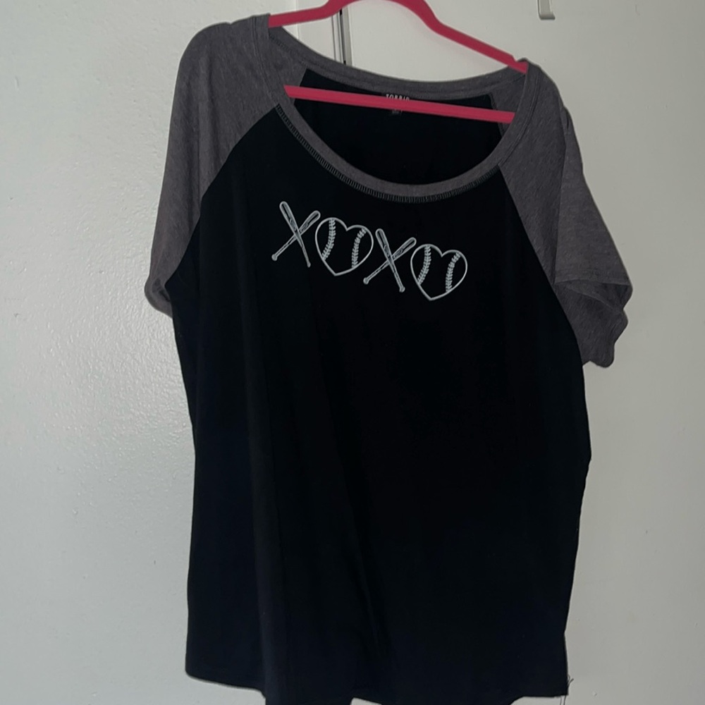 Baseball t-shirt torrid